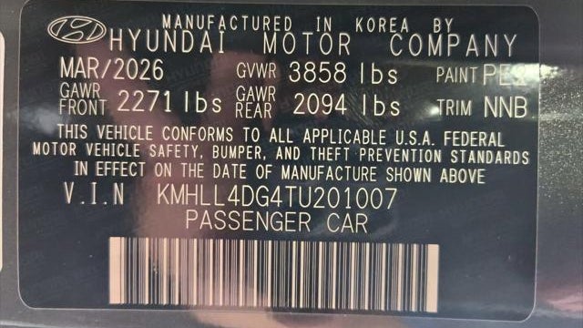 2026 Hyundai ELANTRA SE