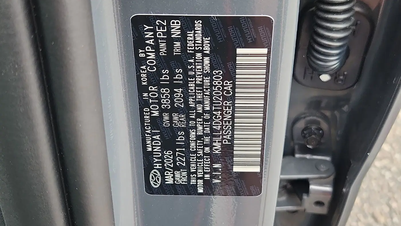 2026 Hyundai ELANTRA SE