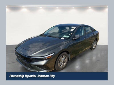 2024 Hyundai Elantra SE 4DR Sedan