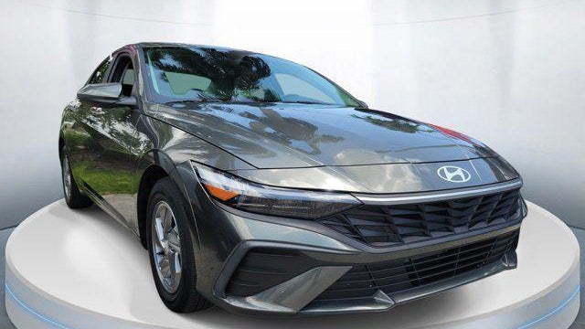 Preowned 2024 Hyundai ELANTRA SE for Sale