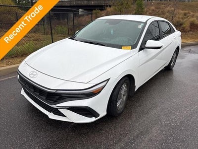 2024 Hyundai Elantra SE 4DR Sedan