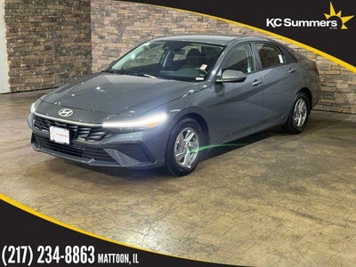 2025 Hyundai Elantra SE 4DR Sedan