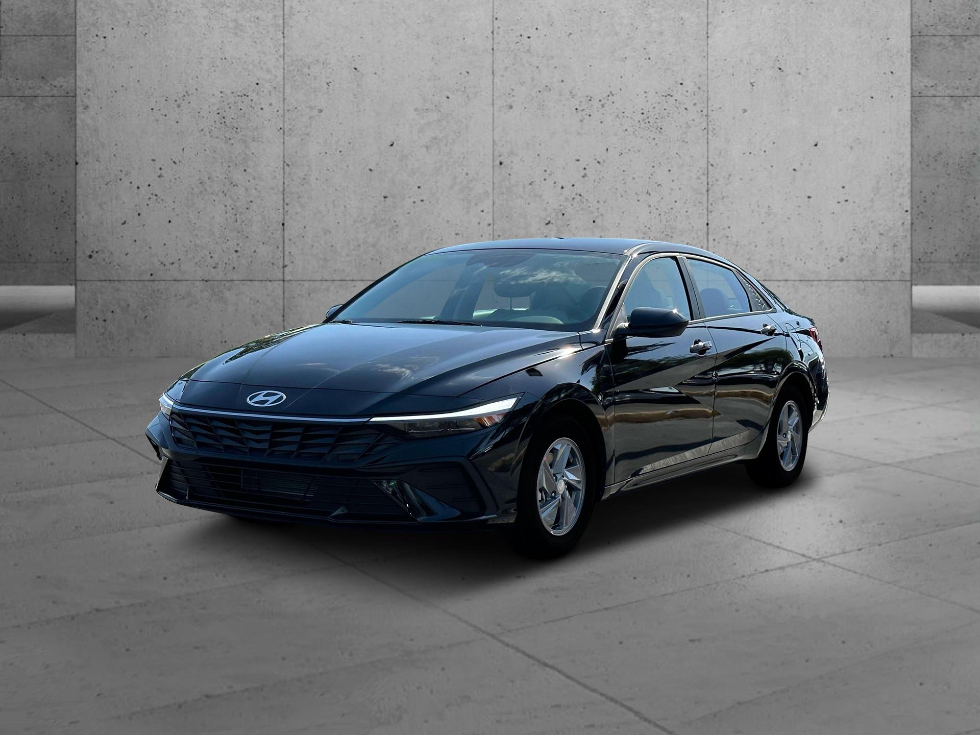 2025 Hyundai Elantra - $21,860
