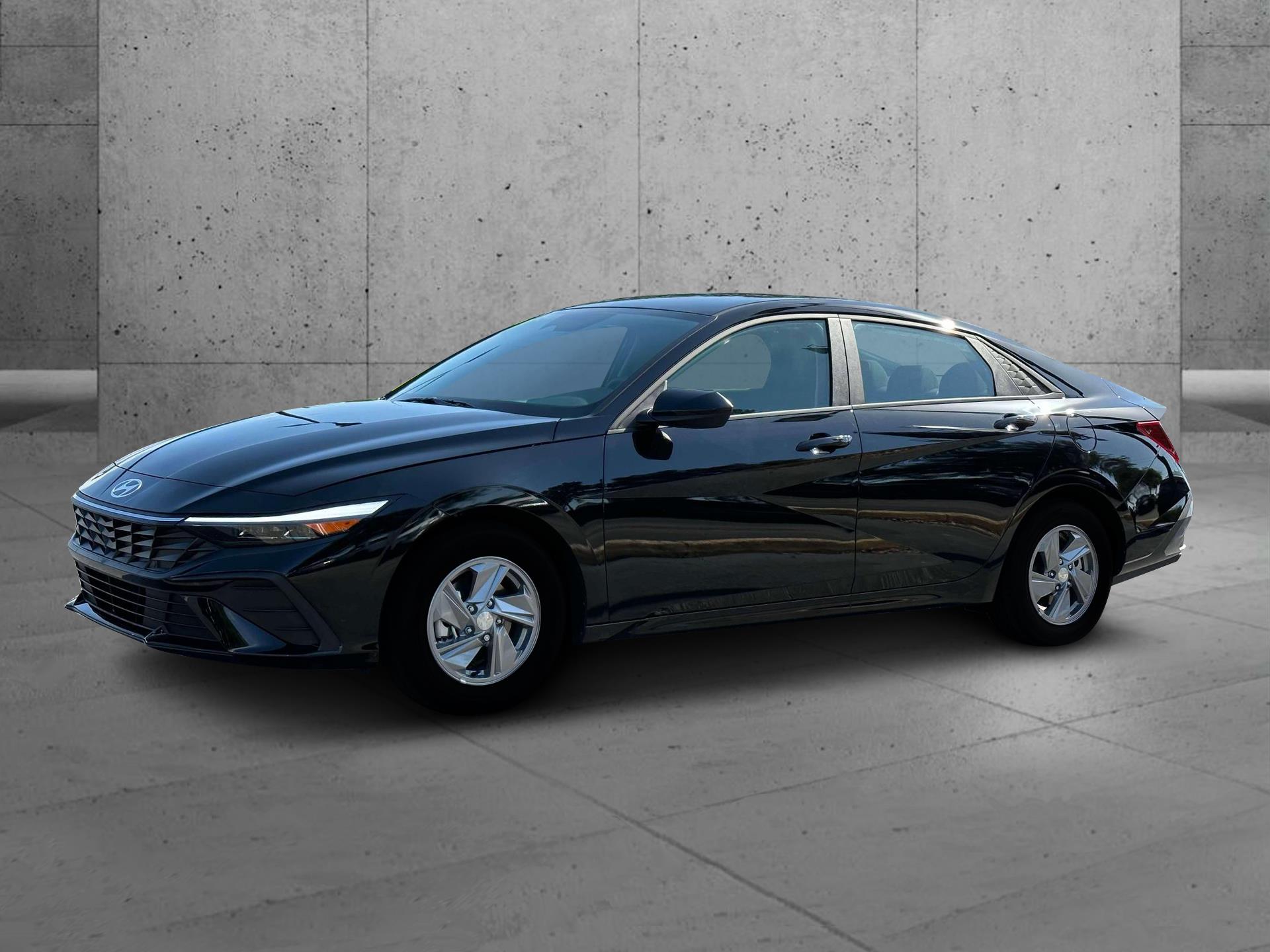 2025 Hyundai Elantra - $21,860