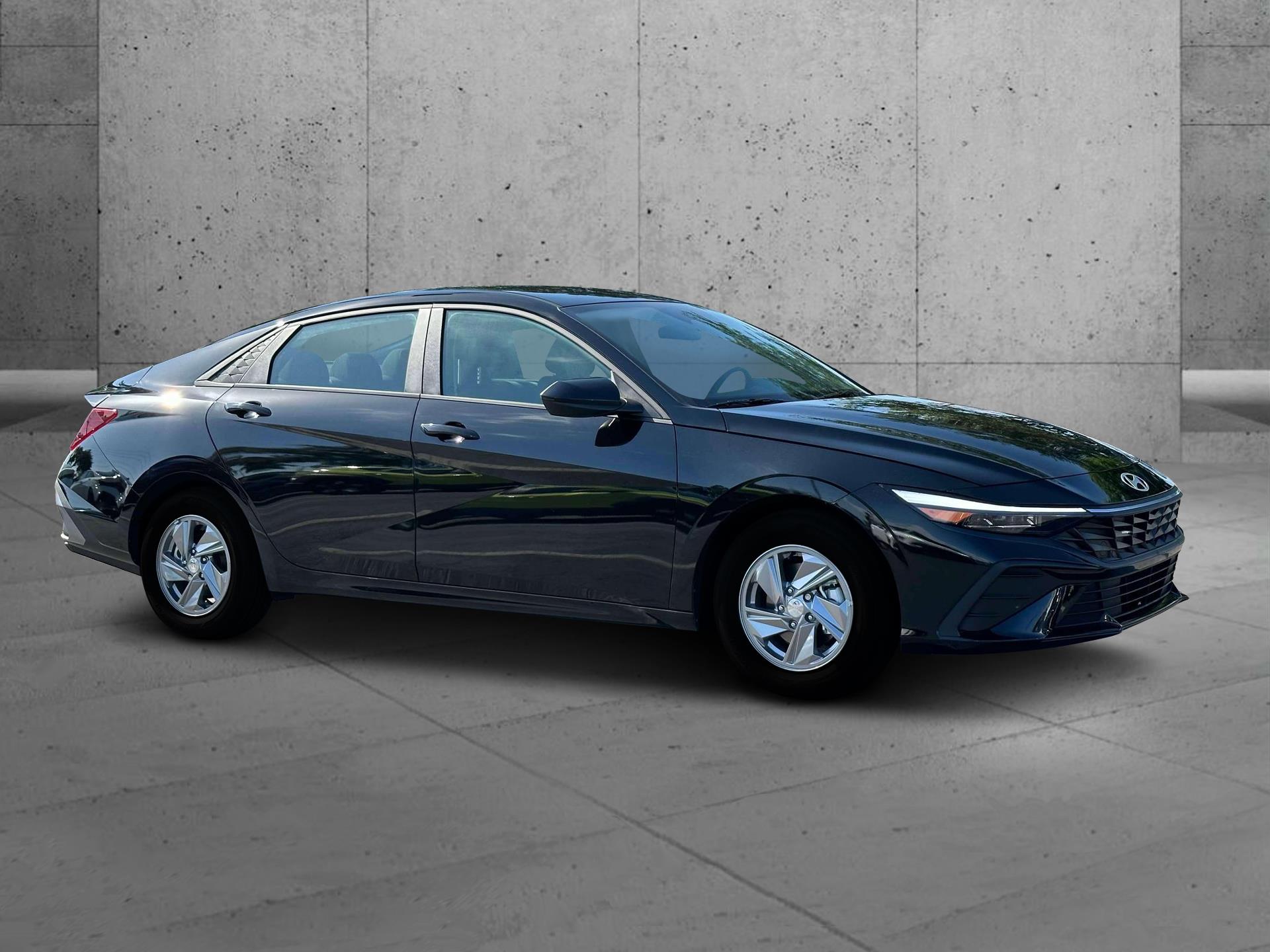 2025 Hyundai Elantra - $21,860