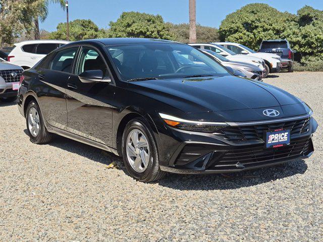 2025 Hyundai Elantra - $21,860