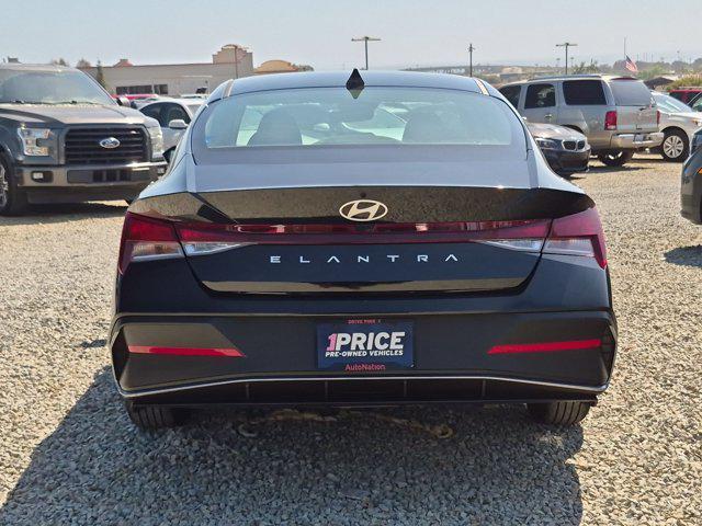 2025 Hyundai Elantra - $21,860