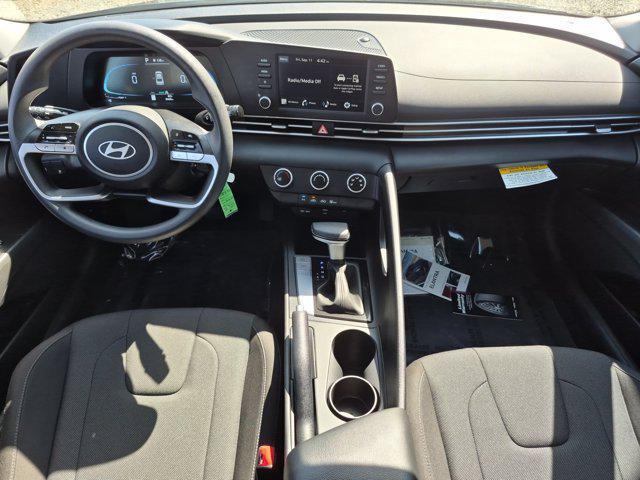 2025 Hyundai Elantra - $21,860