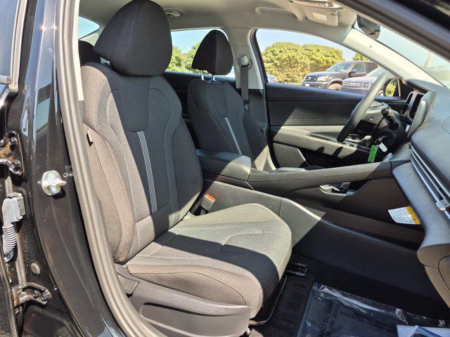 2025 Hyundai Elantra - $21,860