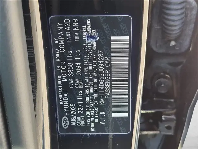 2025 Hyundai Elantra - $19,653