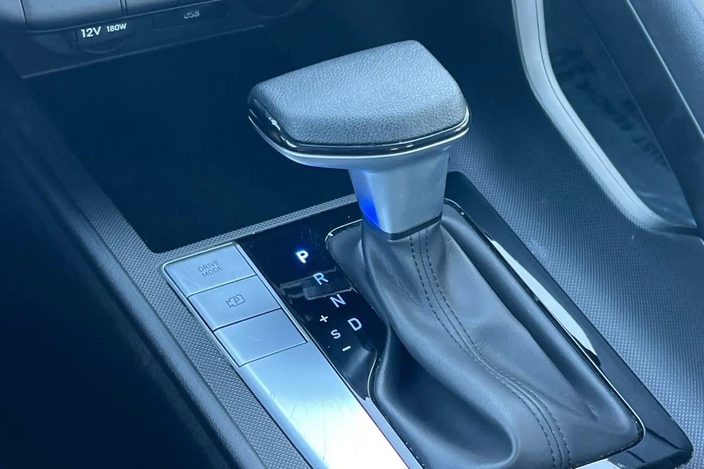 2025 Hyundai Elantra - $17,588