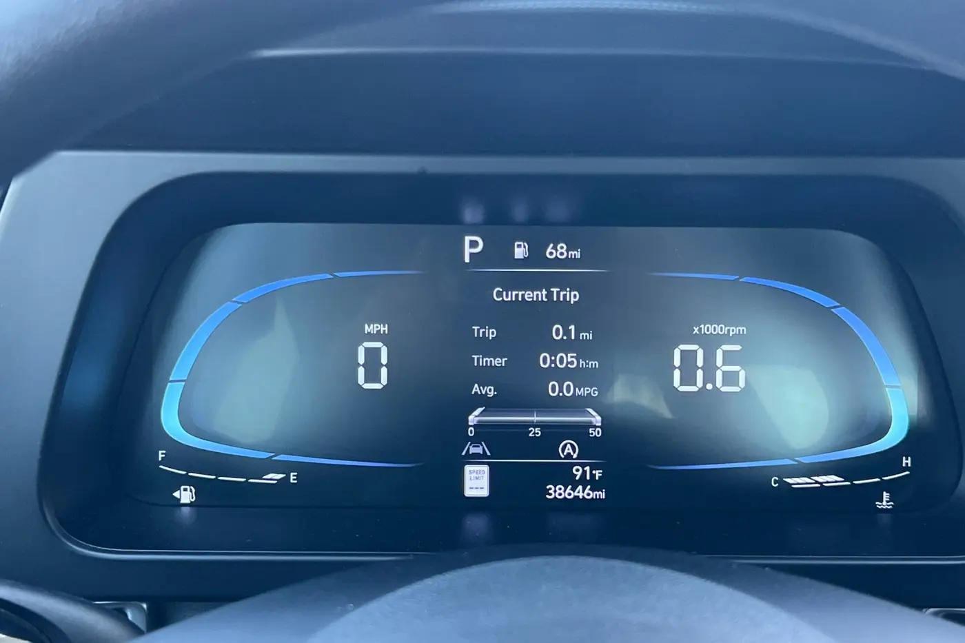 2025 Hyundai Elantra - $17,588