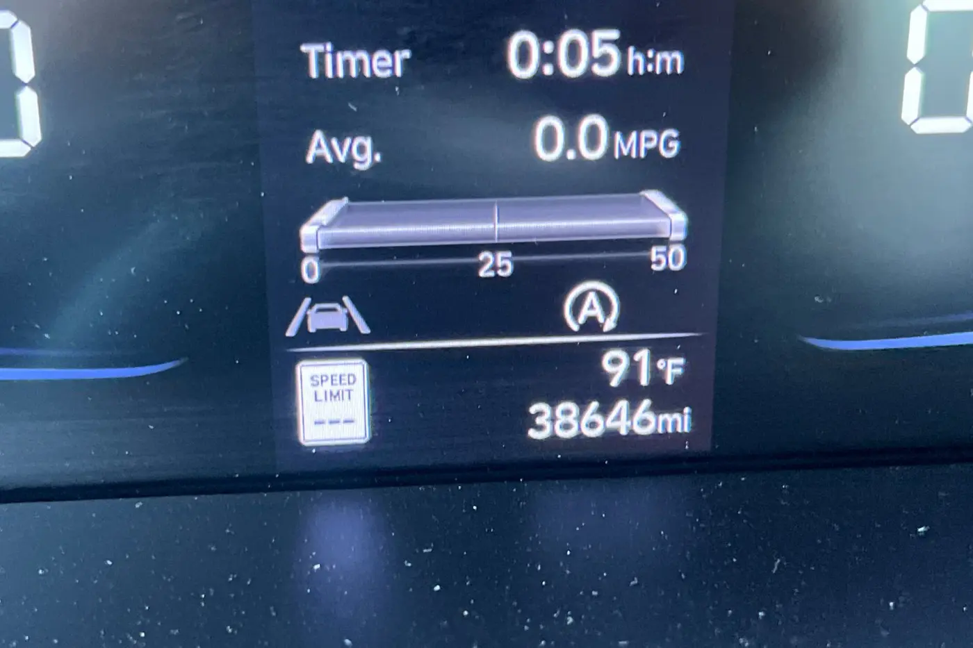 2025 Hyundai Elantra - $17,588