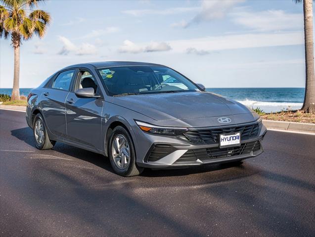 2025 Hyundai Elantra - $20,087
