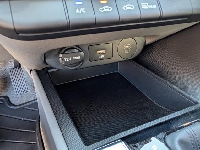 2025 Hyundai Elantra - $20,087