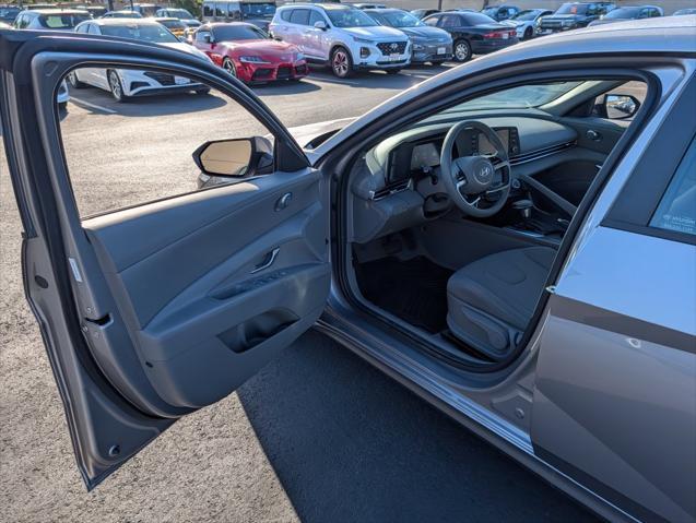 2025 Hyundai Elantra - $20,087