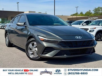 2025 Hyundai Elantra SE 4DR Sedan