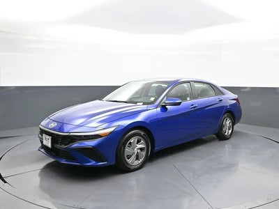 2025 Hyundai Elantra SE 4DR Sedan