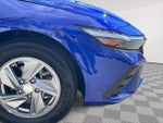 2025 Elantra Thumbnail 11