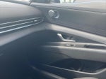 2025 Elantra Thumbnail 30
