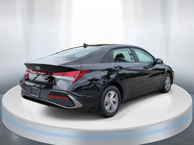 2026 Hyundai Elantra - $20,475