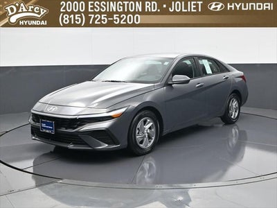 2024 Hyundai Elantra SE 4DR Sedan
