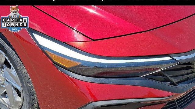 2024 Hyundai ELANTRA SE