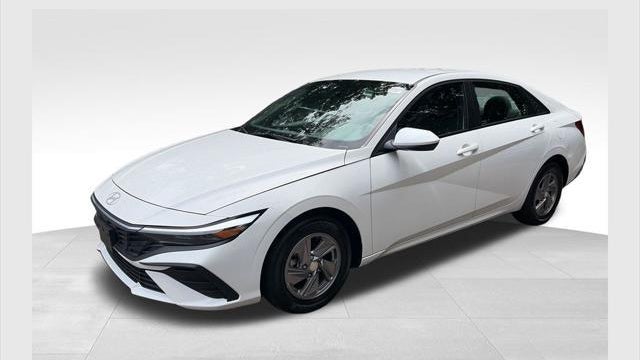Preowned 2024 Hyundai ELANTRA SE for Sale