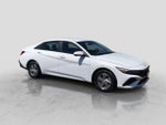 2025 Elantra Thumbnail 9