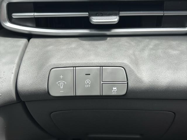 2026 Hyundai Elantra - $22,110