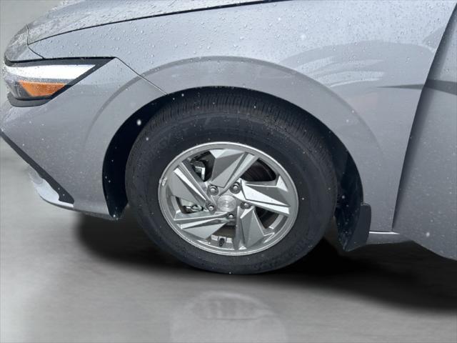 2026 Hyundai Elantra - $22,110