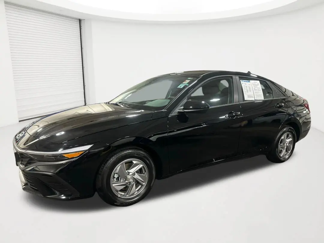 2026 Hyundai Elantra - $21,190