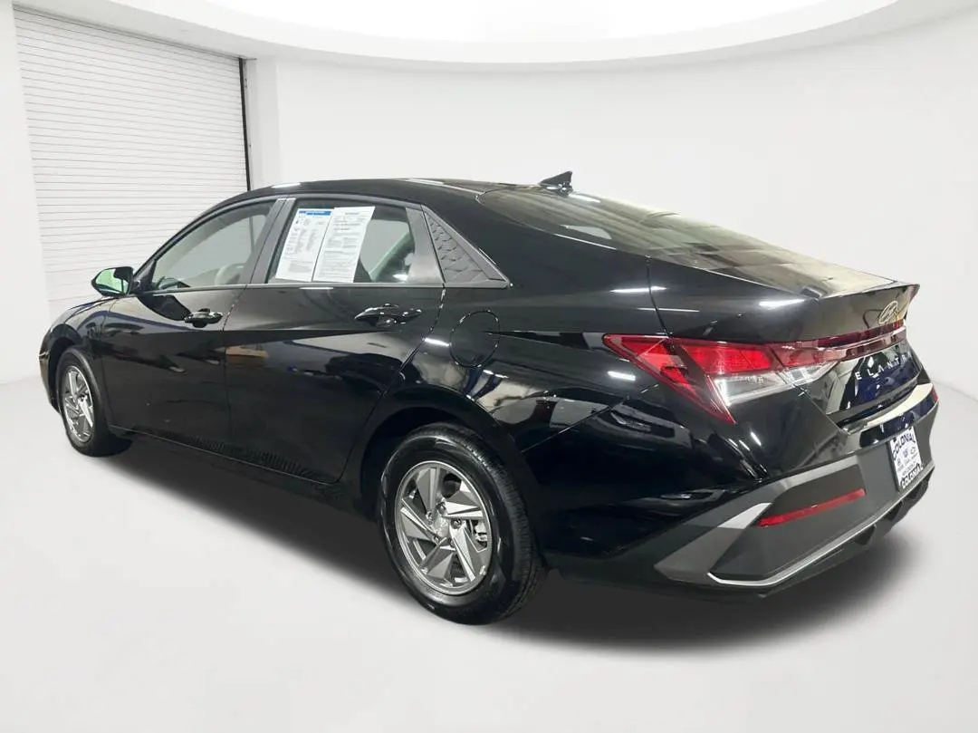 2026 Hyundai Elantra - $21,190