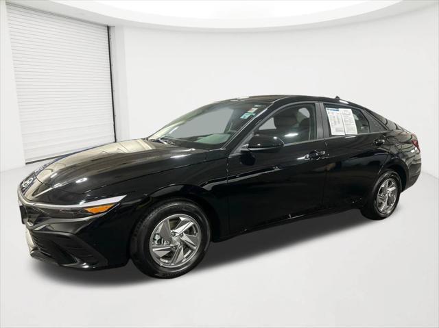 2026 Hyundai Elantra - $21,198