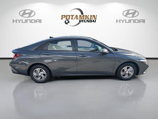 2026 Hyundai Elantra - $20,198