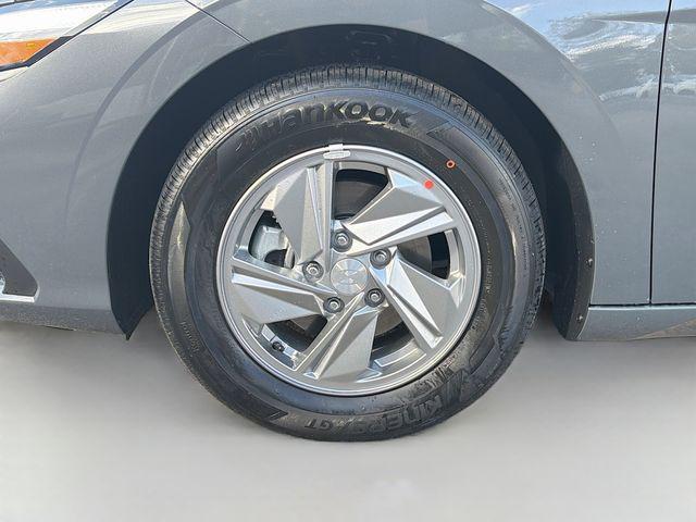 2026 Hyundai Elantra - $20,198
