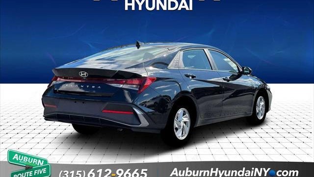 2026 Hyundai ELANTRA SE