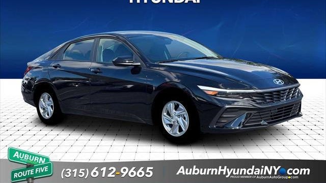 2026 Hyundai ELANTRA SE