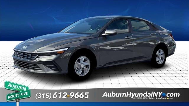 2026 Hyundai ELANTRA SE