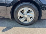 2024 Elantra Thumbnail 33