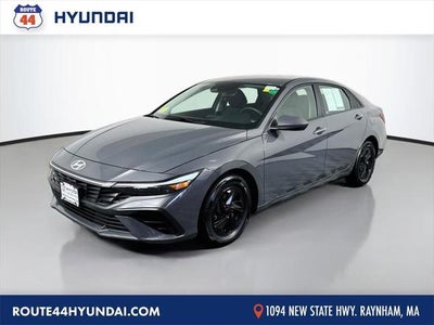 2024 Hyundai Elantra SE 4DR Sedan