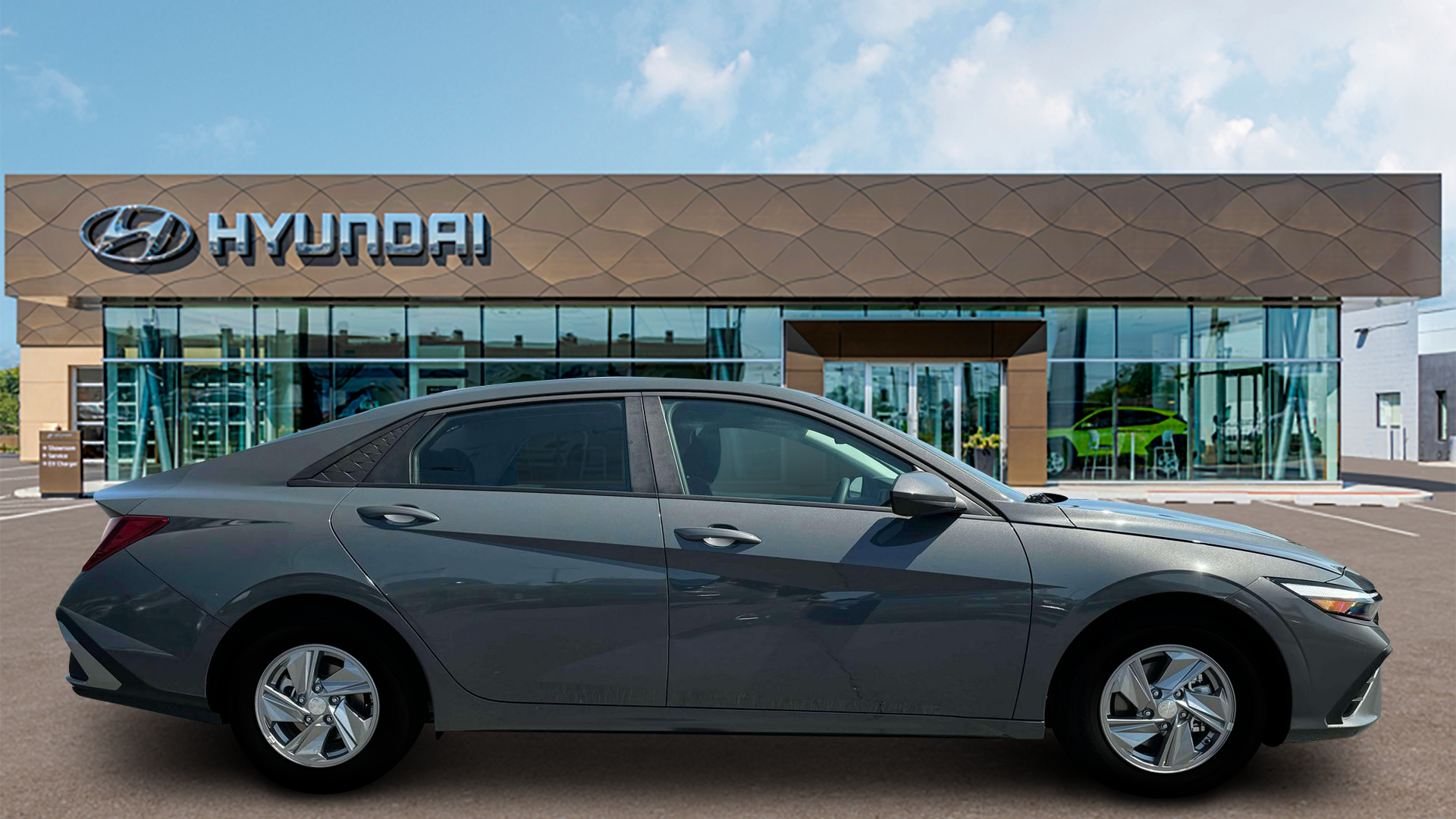 2025 Hyundai ELANTRA SE