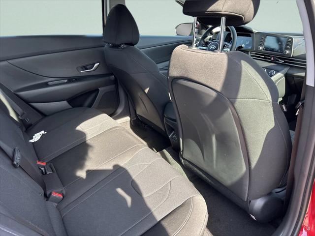 2025 Hyundai Elantra - $24,535