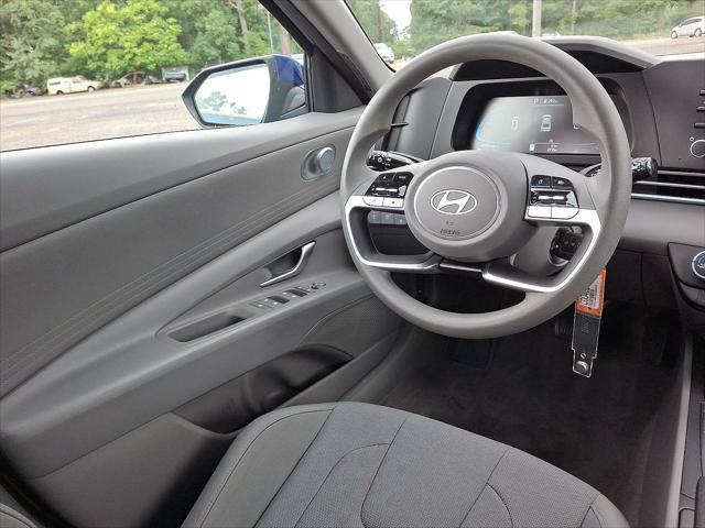 2025 Hyundai Elantra - $22,991