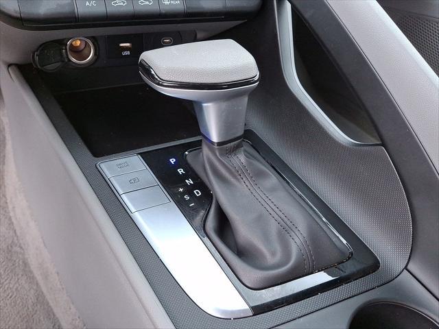 2025 Hyundai Elantra - $22,991