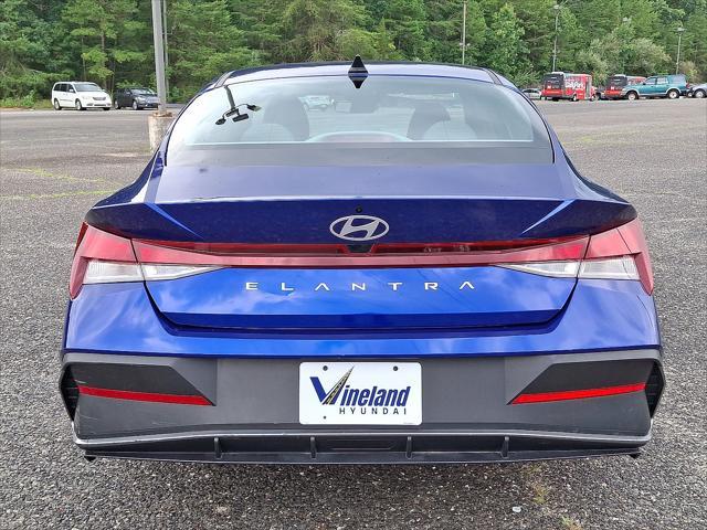 2025 Hyundai Elantra - $22,991