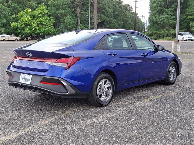 2025 Hyundai Elantra - $22,991