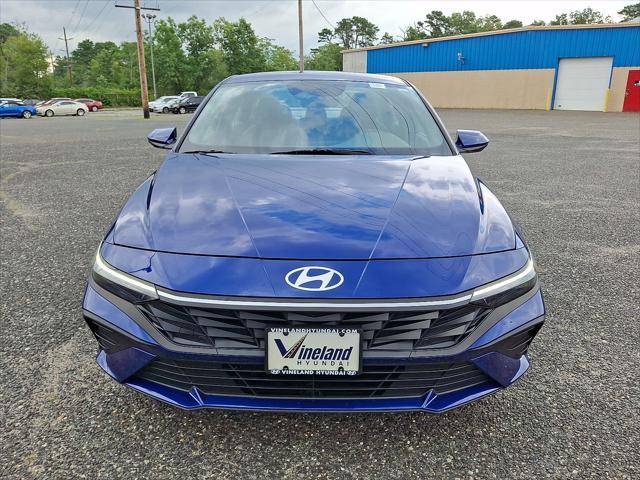 2025 Hyundai Elantra - $22,991