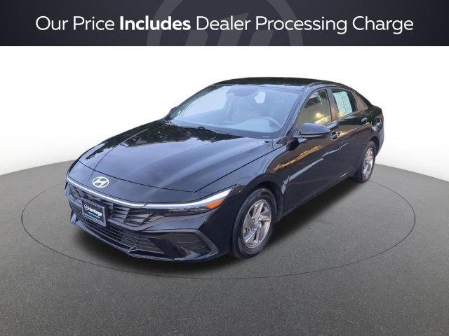 2025 Hyundai Elantra - $21,800