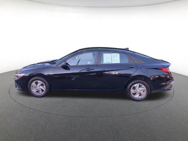 2025 Hyundai Elantra - $21,800